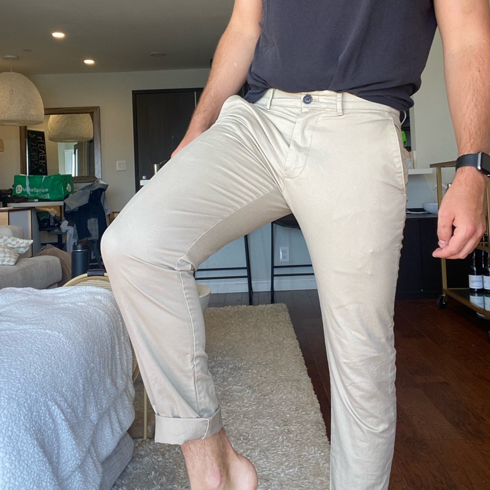Club Monaco Slim Fit Chinos
